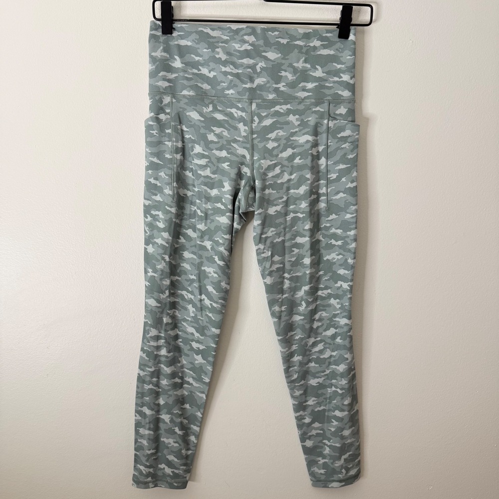 Athleta Salutation Stash Pocket II 7/8 Tight Sage Camo High Rise Leggings Medium